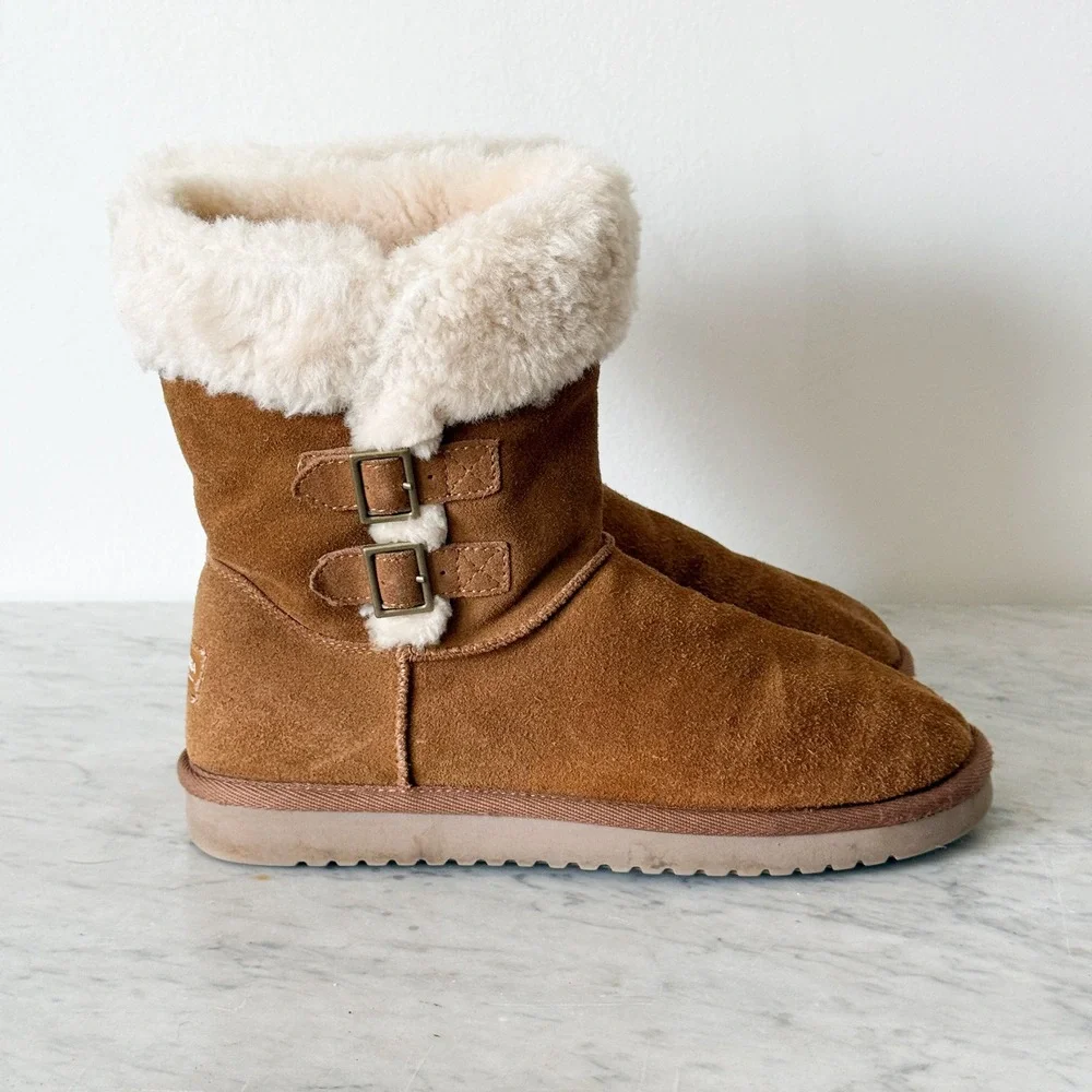 Koolaburra by UGG‎ Victoria Short Chestnut Suede Faux Fur Buckle Boots Womens 8